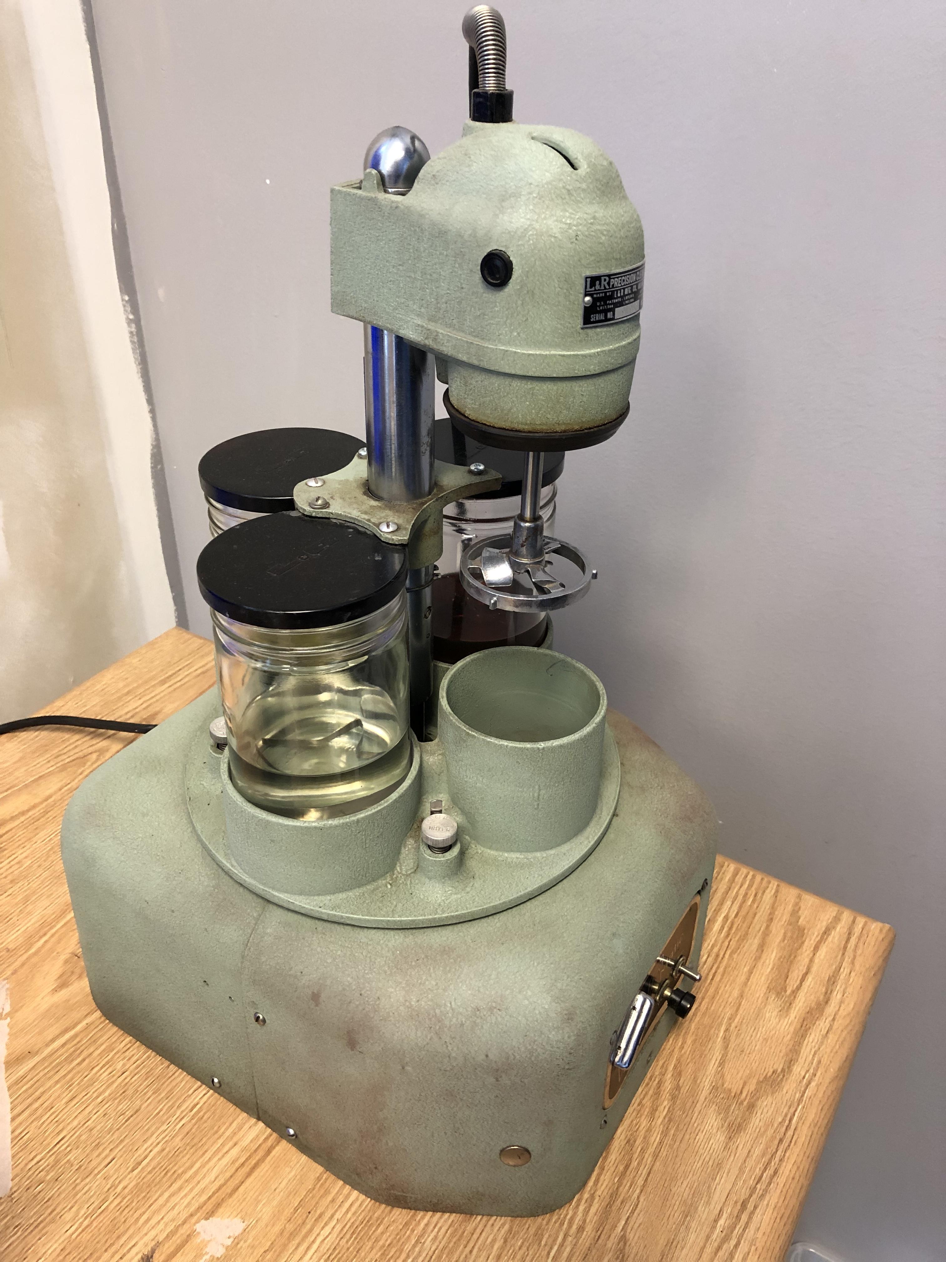 Anyone looking to buy an L&R master cleaning machine with jars, baffles,  and a basket? $450 plus shipping. : r/watchmaking