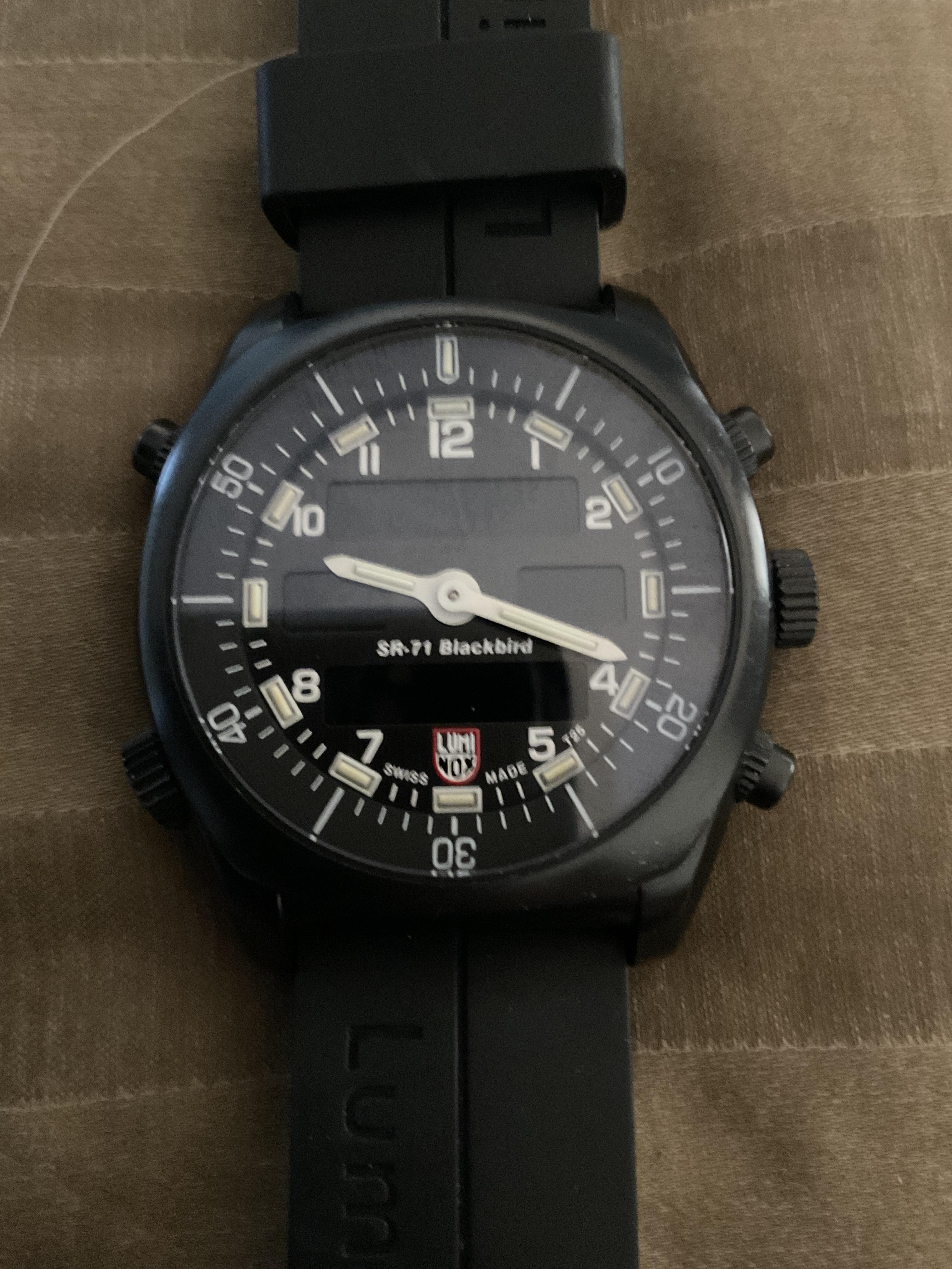 Luminox sr 71 blackbird sale limited edition